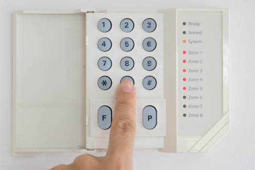 Comcast XFINITY Home vs Vivint home security systems