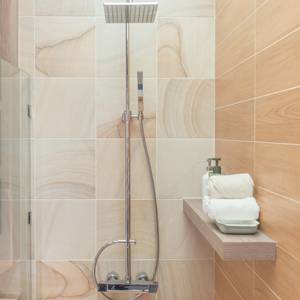 Choosing-The-Right-Tiles-For-Your-Bathroom-Remodel-4