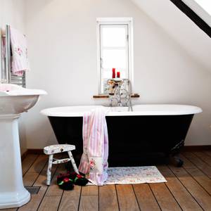 Cost-Cutting-Bathroom-Remodeling-Ideas-3