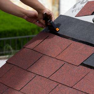 installing-impact-resistant-shingles