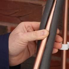 insulate-hot-water-pipes