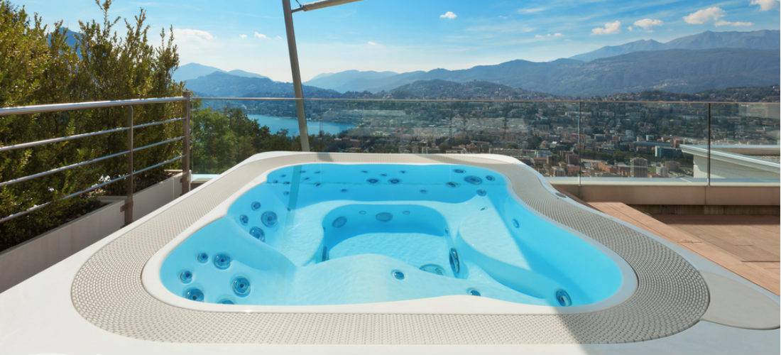 outdoor hot tube